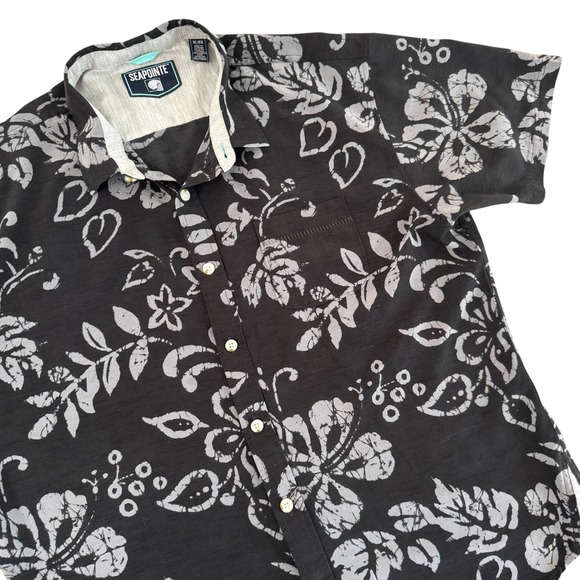 Seapointe Other - Seapointe XL Black Floral Hibiscus Tropical‎ Short Sleeve Button Down Mens Shirt